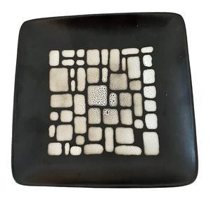 Beekman Home Mosaic Pebble Pattern Replacement Square Plate Black/Cream